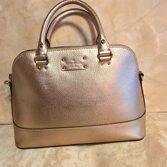 Kate Spade ♠️ Rose Gold Lovely Bag - Picture 1 of 8